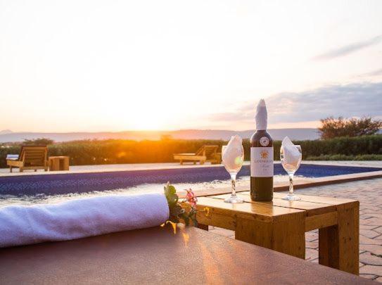 Naibala Manyara Lodge Мто-ва-Мбу Экстерьер фото